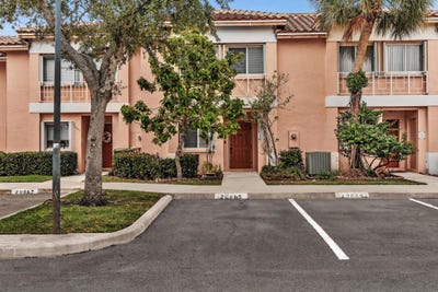 /international/us/20865-nw-3rd-court-pembroke-pines-fl-110100628906/