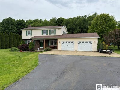 /international/us/8900-brownell-road-clymer-ny-110099829773/