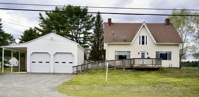 /international/us/69-smithfield-road-norridgewock-me-110107639683/