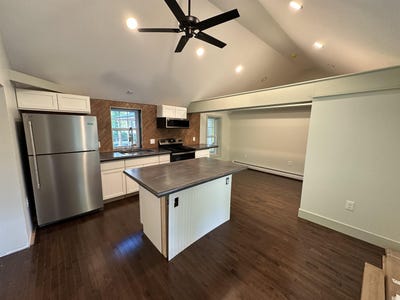 /international/us/18-mill-street-troy-nh-110109041001/