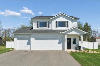 /international/us/1305-violet-street-new-richmond-wi-110107612264/