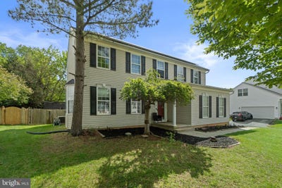 /international/us/4210-mead-drive-hampstead-md-110107981856/