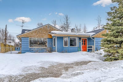 /international/us/2395-e-47th-court-anchorage-ak-110107394232/