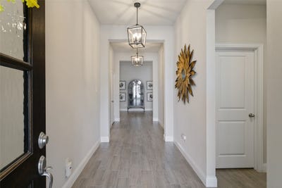 /international/us/5924-pine-river-lane-fort-worth-tx-110110380198/