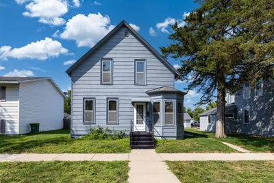 /international/us/210-w-church-street-belle-plaine-mn-110119604488/