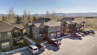 /international/us/715-moraine-court-driggs-id-110106614275/