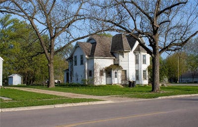 /international/us/211-dugan-street-n-welcome-mn-110107963792/