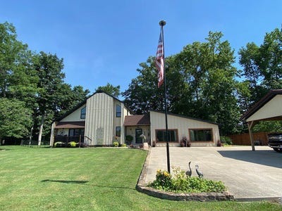/international/us/7180-swallow-rd-cannelton-in-110108982547/
