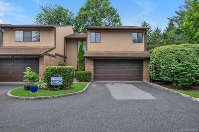 /international/us/49-wimbledon-drive-roslyn-ny-110109119605/