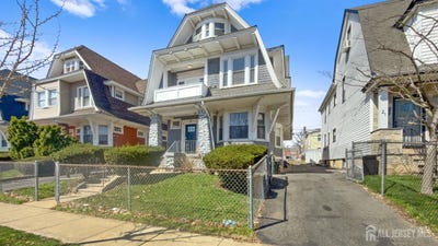 /international/us/19-newfield-street-east-orange-nj-110107227167/