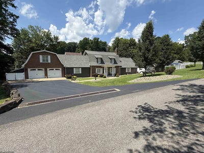/international/us/943-boyd-park-road-fairmont-wv-110100676764/