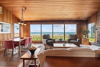 /international/us/243-salishan-drive-gleneden-beach-or-110120886944/