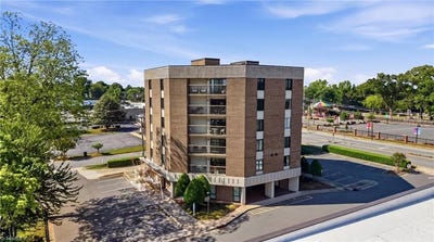 /international/us/531-n-hamilton-street-high-point-nc-110108342720/