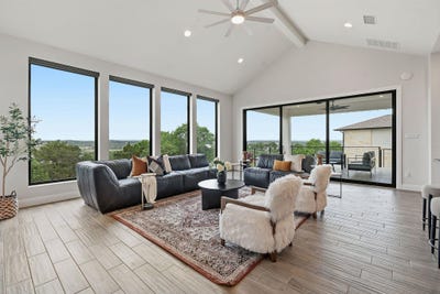 /international/us/2414-sunset-vista-cir-spicewood-tx-110107345557/
