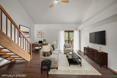/international/us/1037-s-sunnyvale-lane-madison-wi-110107700649/