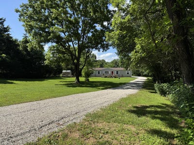 /international/us/22465-e-850th-road-humansville-mo-110106097332/