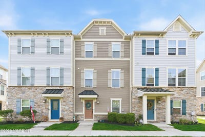 /international/us/302-bayside-court-south-amboy-nj-110107511588/