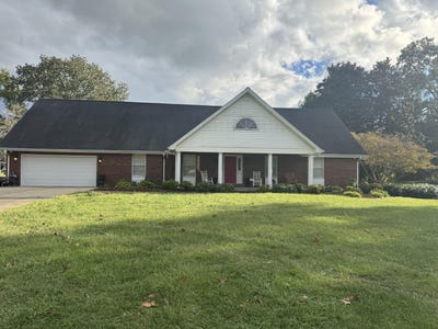 /international/us/110-locklin-drive-williamsburg-ky-110102496372/
