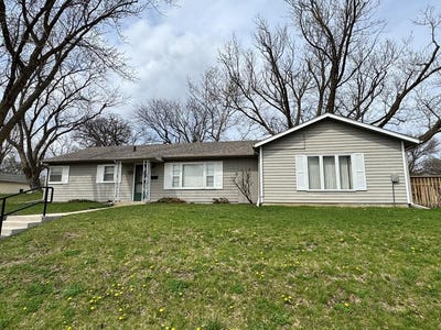 /international/us/609-lincoln-webster-city-ia-110107341027/