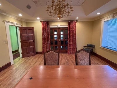 /international/us/163-w-main-street-dothan-al-110105324041/