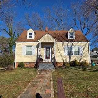 /international/us/715-grove-avenue-chase-city-va-110106061598/