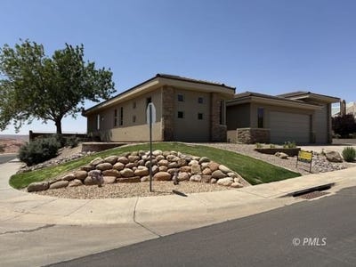/international/us/245-hopi-ave-page-az-110100411807/