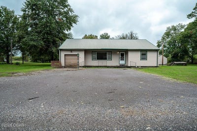 /international/us/600-e-naught-street-scammon-ks-110120585516/
