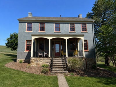 /international/us/213-peoples-rd-ligonier-pa-110108571593/