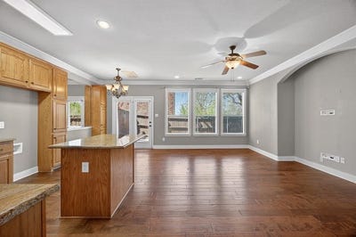 /international/us/2940-europa-drive-grand-prairie-tx-110106782553/