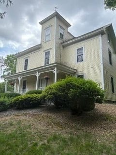 /international/us/761-grove-street-worcester-ma-110109082463/