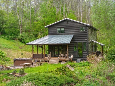 /international/us/133-hinman-road-unadilla-ny-110108259384/