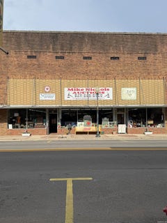 /international/us/215-s-main-street-warren-ar-110108439194/
