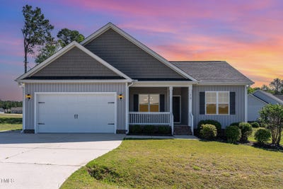 /international/us/41-tan-oak-drive-selma-nc-110099789116/