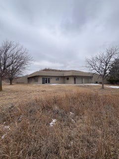 /international/us/2244-rd-3300-deweese-ne-110105289929/