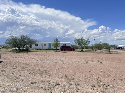 /international/us/1989-w-dove-lane-douglas-az-110100552661/?lang=en