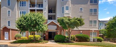 /international/us/1530-spring-gate-dr-9113-mclean-va-110108537307/