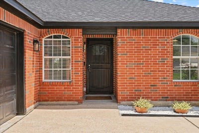 /international/us/772-clearview-cir-san-marcos-tx-110101023934/