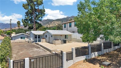 /international/us/13247-raven-street-sylmar-ca-110110327309/