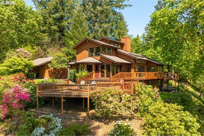 /international/us/209-blaine-rd-woodland-wa-110107844788/