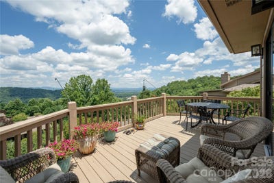 /international/us/159-country-ridge-road-hendersonville-nc-110109996240/