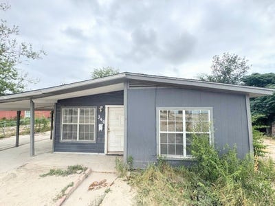 /international/us/346-marshall-smith-drive-del-rio-tx-110109418273/