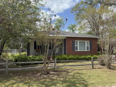 /international/us/641-s-masonic-street-millen-ga-110107930481/