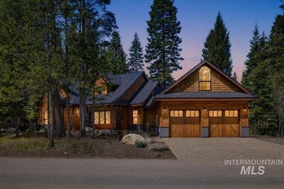 /international/us/1051-bitterroot-mccall-id-110107730548/