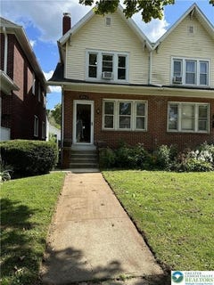 /international/us/2242-ferry-street-easton-pa-110107822093/