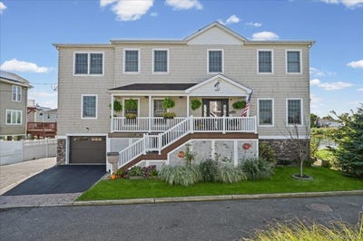 /international/us/632-arthur-street-baldwin-ny-110120019304/