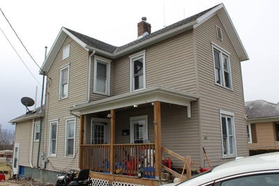 /international/us/213-high-st-roseville-oh-110106187196/