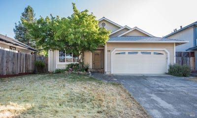 /international/us/135-furber-lane-cloverdale-ca-110100163957/