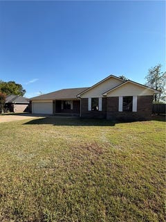 /international/us/1524-15th-street-russellville-ar-110120513300/