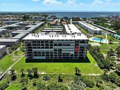 /international/us/3170-n-atlantic-avenue-cocoa-beach-fl-110101023914/?lang=es