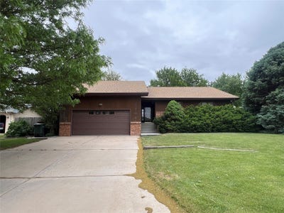 /international/us/2204-robin-road-dodge-city-ks-110107824013/